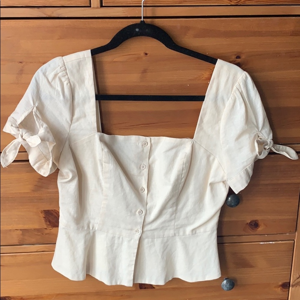 Urban Outfitters Puff Sleeve Blouse NEVER WORN